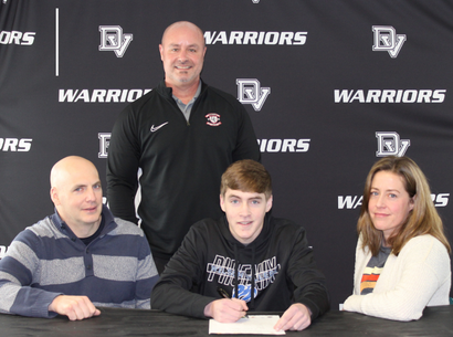  Senior soccer player Tyler Cottone signed with Wilson College – Division III